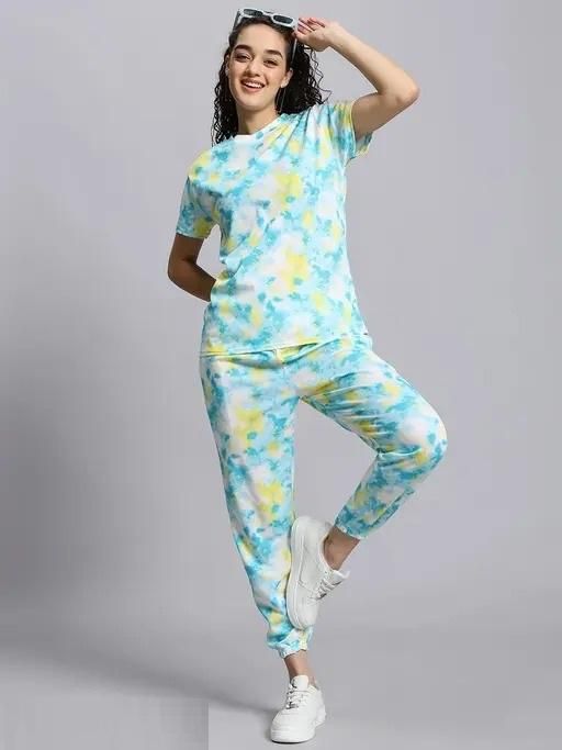 Women's Fashion